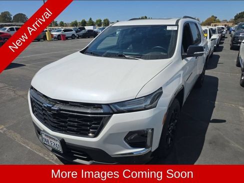 Used 2023 Chevrolet Traverse Premier w/ Redline Edition FWD image 6