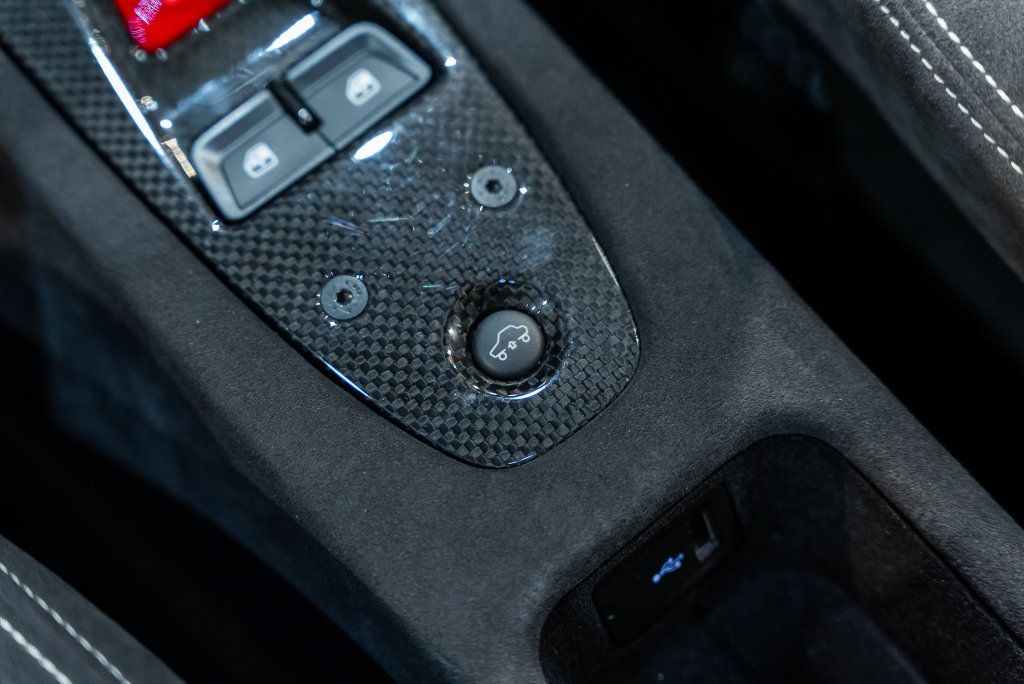 Used 2015 Ferrari 458 Speciale Coupe RWD image 51