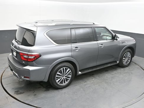 Used 2024 Nissan Armada SL image 32