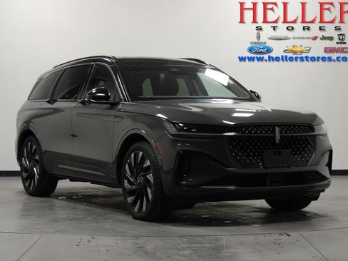 Used 2024 Lincoln Nautilus Black Label w/ Jet Appearance Package (87T) image 1