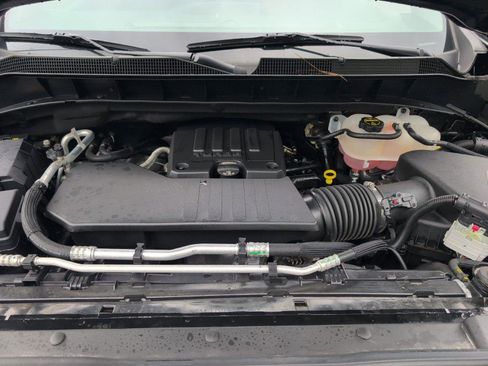 Used 2025 Chevrolet Silverado 1500 Custom w/ LPO, Dark Essentials Package AWD/4WD image 10
