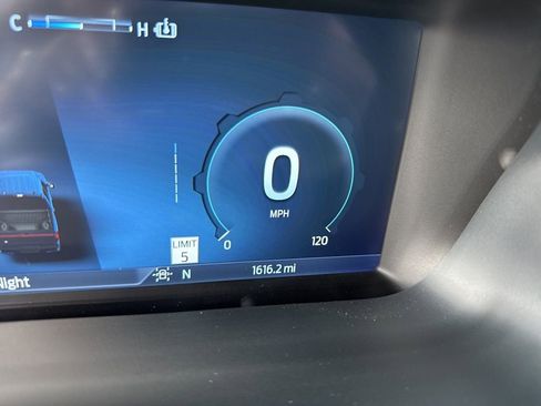 Used 2025 Ford F150 Lightning Flash image 33