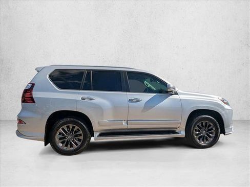Used 2019 Lexus GX 460 Luxury image 4