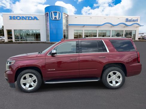 Used 2020 Chevrolet Tahoe Premier AWD/4WD image 2