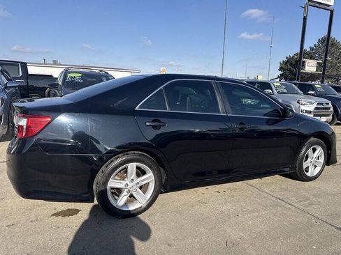 Used 2014 Toyota Camry SE image 8