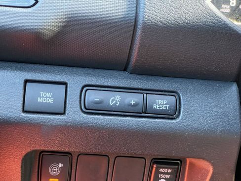 Used 2023 Nissan Frontier PRO-4X w/ Pro-4X Premium Package image 31