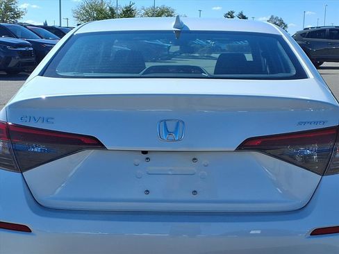 Used 2024 Honda Civic Sport image 24