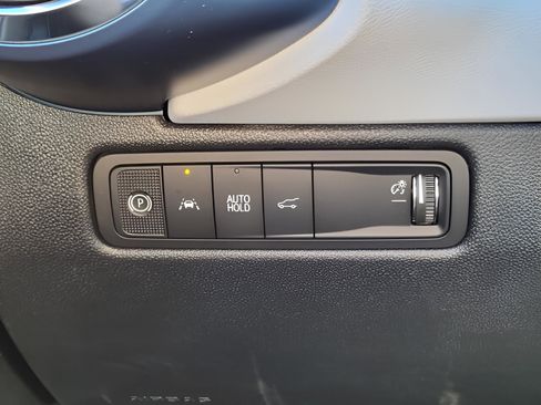 New 2026 Chevrolet Equinox EV LT image 11