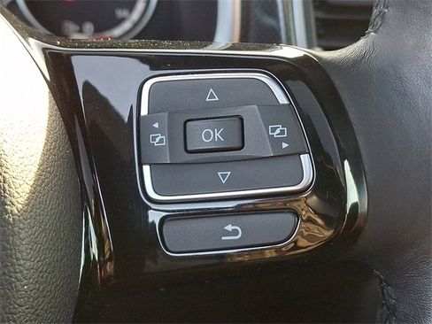 Used 2013 Volkswagen Beetle 2.0T image 20