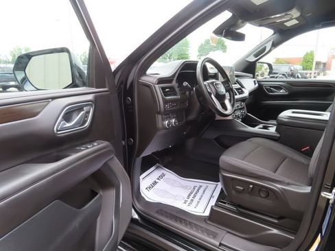 Used 2024 GMC Yukon SLE AWD/4WD image 17