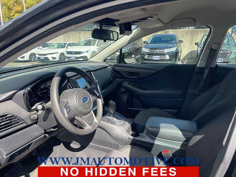 Used 2024 Subaru Outback AWD/4WD image 2