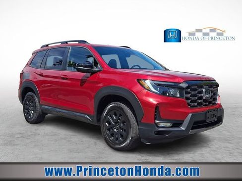 Certified 2023 Honda Passport TrailSport image 1