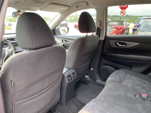 Used 2016 Nissan Rogue SV w/ SV Premium Package AWD/4WD image 13