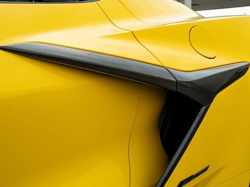 Used 2025 Chevrolet Corvette E-Ray AWD/4WD image 16