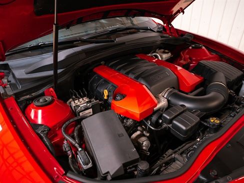 Used 2011 Chevrolet Camaro SS image 27