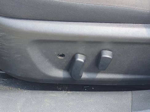 Used 2024 Nissan Altima 2.5 SV FWD image 14