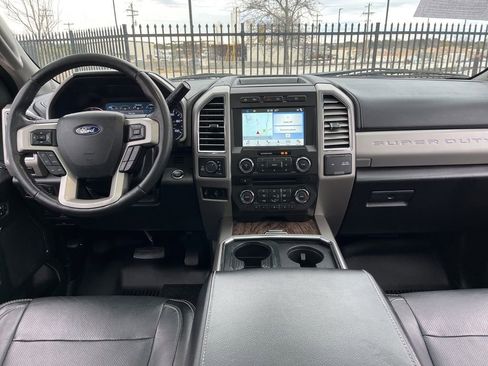 Used 2017 Ford F350 Lariat w/ Lariat Ultimate Package image 19