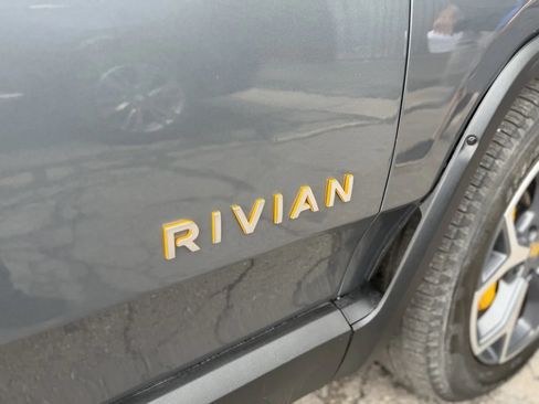 Used 2022 Rivian R1S Launch Edition Quad AWD/4WD image 31