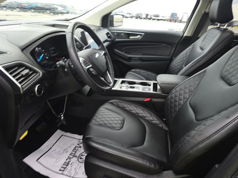 Used 2023 Ford Edge Titanium w/ Class II Trailer Tow Package image 13