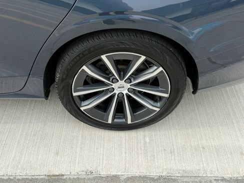 Used 2022 Volvo S60 B5 Momentum AWD/4WD image 42