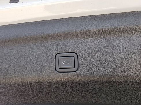 New 2026 GMC Yukon XL Denali Ultimate AWD/4WD image 61