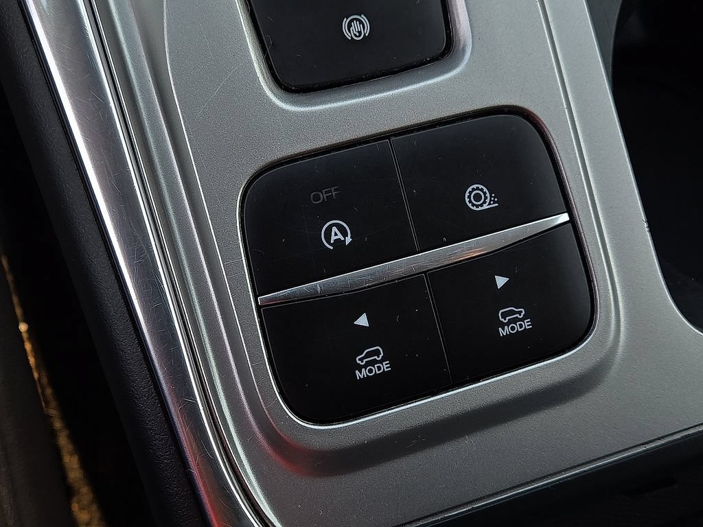 Used 2020 Ford Explorer Limited RWD image 17