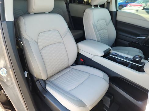 Used 2023 Nissan Pathfinder SV w/ Cargo Package image 15