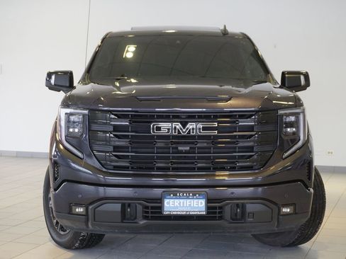 Used 2024 GMC Sierra 1500 Elevation w/ Elevation Premium Package image 5