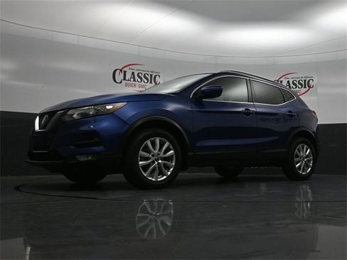Used 2020 Nissan Rogue Sport SV w/ Technology Package image 24