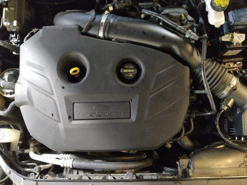 Used 2020 Ford Fusion SE AWD/4WD image 30