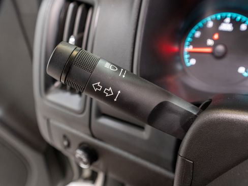 Used 2022 Chevrolet Colorado LT w/ Fleet Safety Package RWD image 32