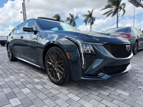 Used 2025 Cadillac CT5 V image 1