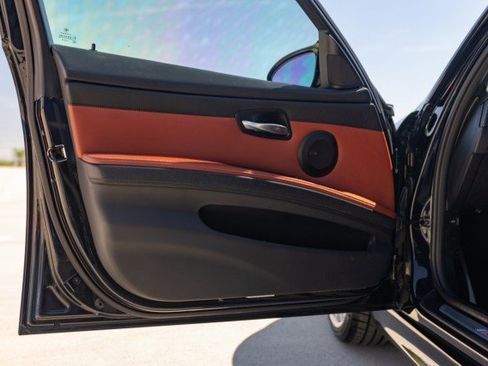 Used 2011 BMW M3 Sedan image 36