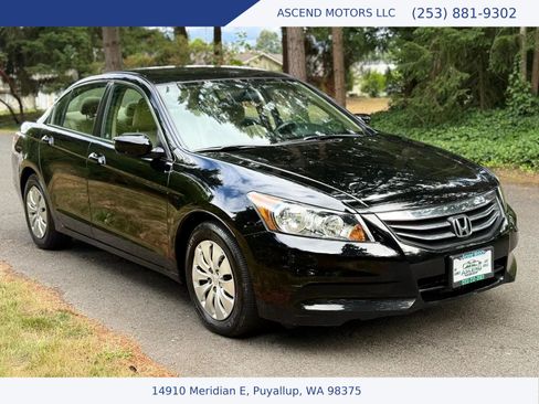 Used 2011 Honda Accord LX image 7