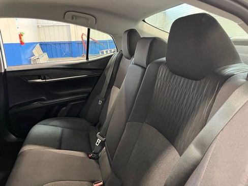 Used 2025 Toyota Camry LE image 18