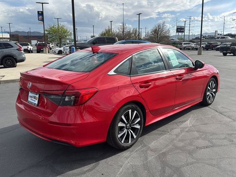 Used 2023 Honda Civic EX image 6