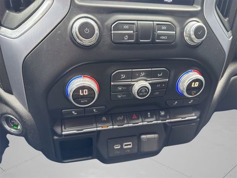 Used 2019 GMC Sierra 1500 Elevation w/ Elevation Value Package image 14