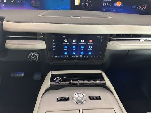 New 2025 Lincoln Navigator Reserve image 11