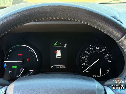 Used 2024 Toyota Sienna XLE FWD image 18