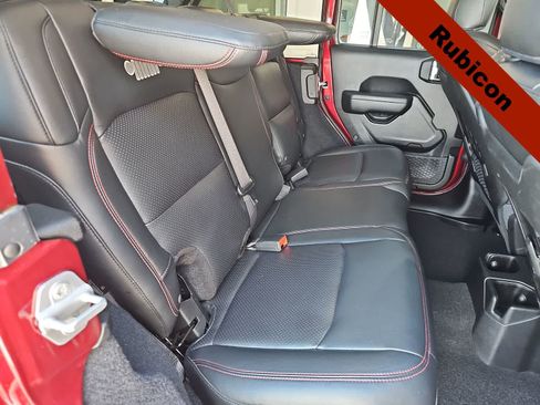 Used 2021 Jeep Wrangler Unlimited Rubicon AWD/4WD image 17