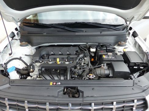 Used 2023 Hyundai Venue SEL w/ Cargo Package FWD image 16