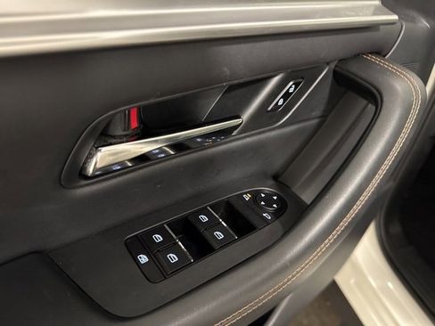 Used 2024 MAZDA CX-90 3.3 Turbo w/ Preferred Plus image 13