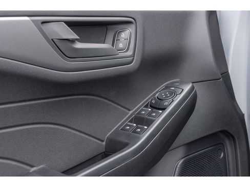 Used 2025 Ford Escape Active w/ Cold Weather Package image 18