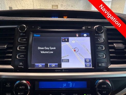 Used 2015 Toyota Highlander Limited AWD/4WD image 9