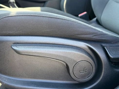 Used 2021 Hyundai Accent SE FWD image 24