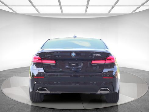 Used 2023 BMW 530i xDrive w/ Premium Package AWD/4WD image 7