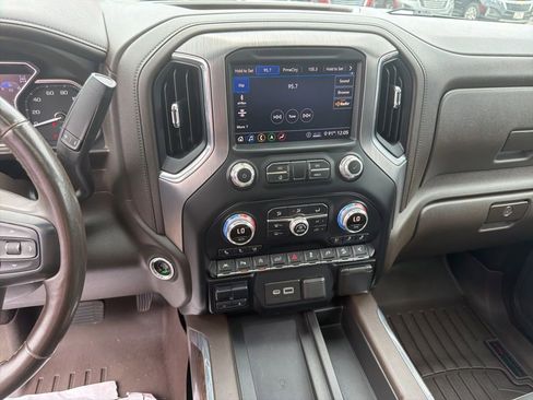 Used 2020 GMC Sierra 1500 Denali w/ Denali Ultimate Package AWD/4WD image 34