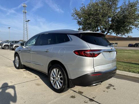 Used 2019 Buick Enclave Premium AWD/4WD image 17