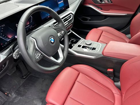 Used 2023 BMW 330i Sedan w/ Parking Assistance Package RWD image 9