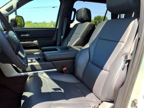 Used 2024 Toyota Sequoia Platinum AWD/4WD image 16